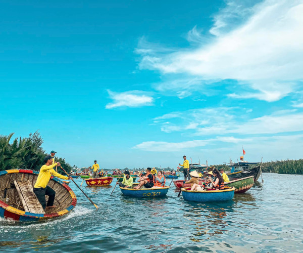 Tourrungduabaymau2