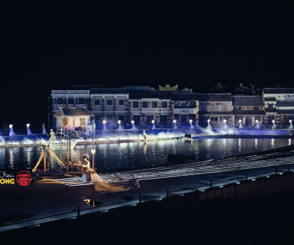Show Ký ức Hội An